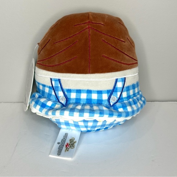 Squishmallows Wizard Of Oz Dorothy 85th Anniversary - Picture 3 of 5